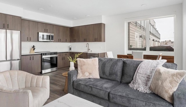 Landing | Stunning 2BD, Gym