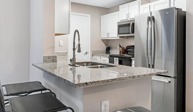 Landing | Stunning 2BD, Gym