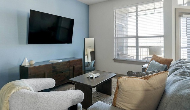 Landing | Stunning 2BD, Pool, Courtyard