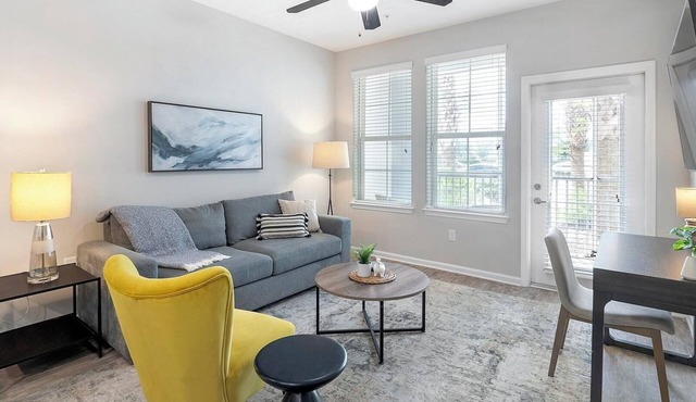 Landing | Stunning 1BD, Pool, Clubhouse