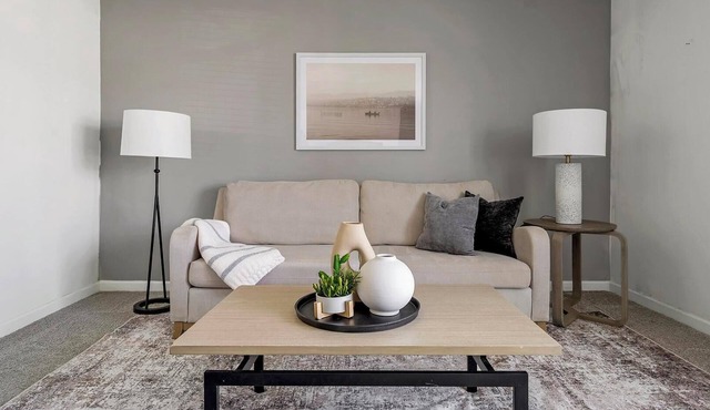 Landing | Stylish 1BD, Clubhouse, Gym