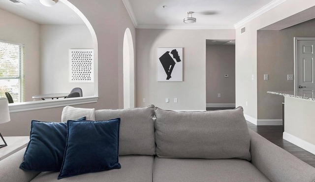 Landing | Stylish 1BD, Clubhouse, Gym