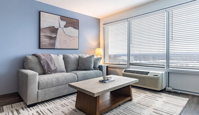 Landing | Stylish 1BD, Game Room, Yoga Studio