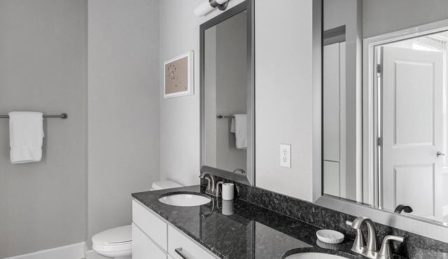 Landing | Stylish 1BD, Gym, Yoga Studio
