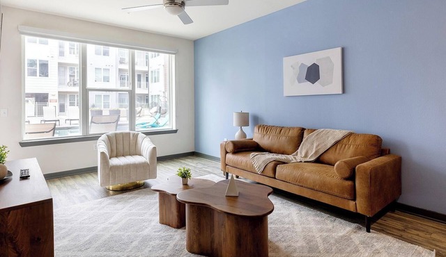 Landing | Stylish 1BD, Gym, Game Room