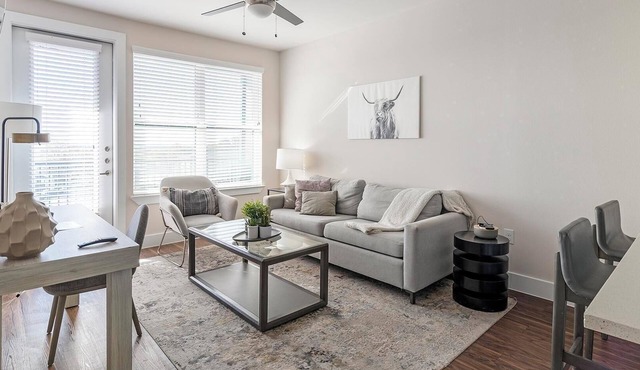 Landing | Stylish 1BD, Gym, Yoga Studio
