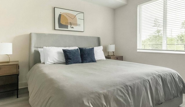 Landing | Stylish 1BD, Yoga Studio, Gym
