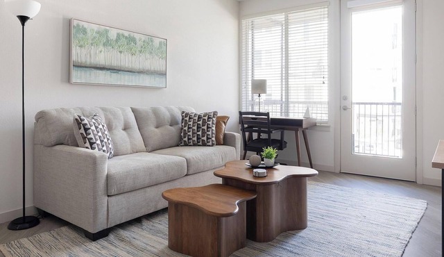 Landing | Stylish 1BD, Yoga Studio