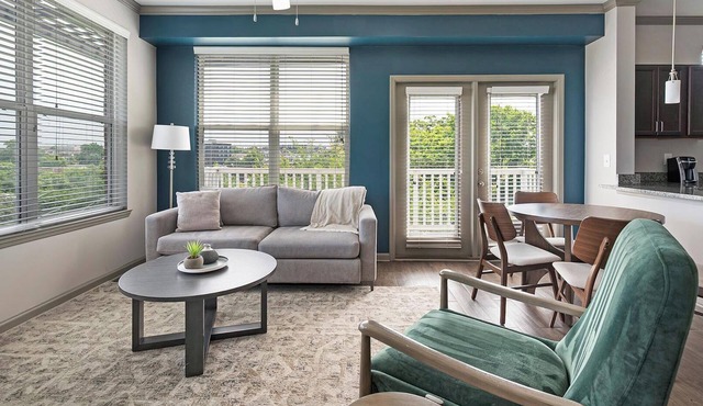 Landing | Stylish 2BD, Clubhouse, Pool