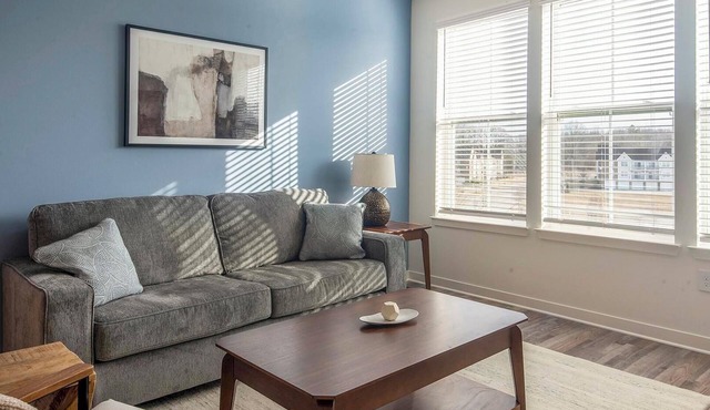Landing | Stylish 2BD, Clubhouse