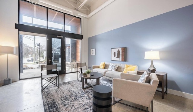 Landing | Stylish 2BD, Gym, Pool
