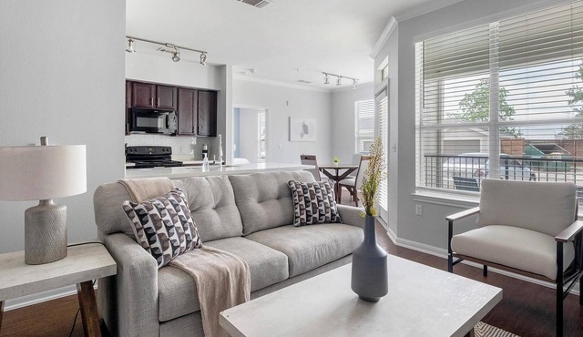 Landing | Stylish 2BD, Game Room, Clubhouse