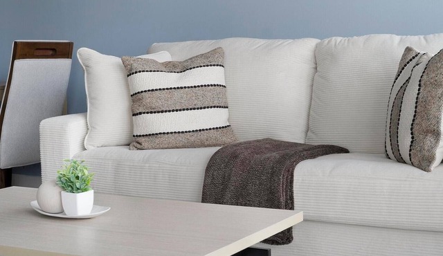 Landing | Stylish 2BD, Gym, Clubhouse