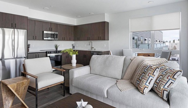 Landing | Stylish 2BD, Gym