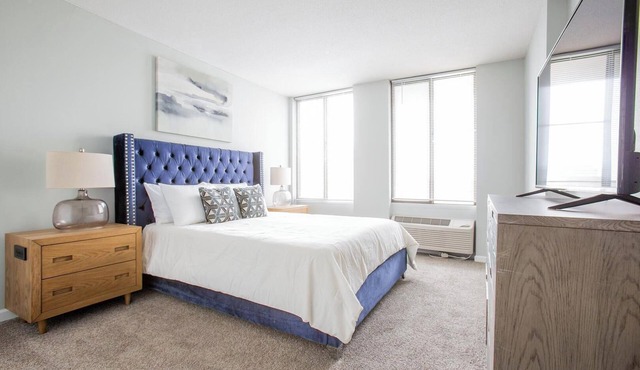 Landing | Stylish 2BD, Game Room, Pool