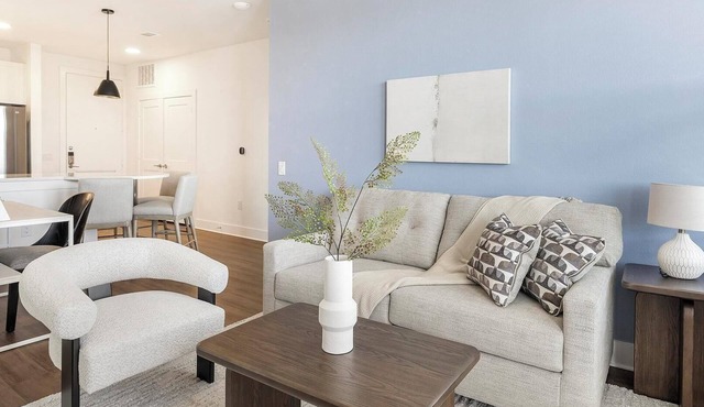 Landing | Stylish 2BD in Downtown Roanoke