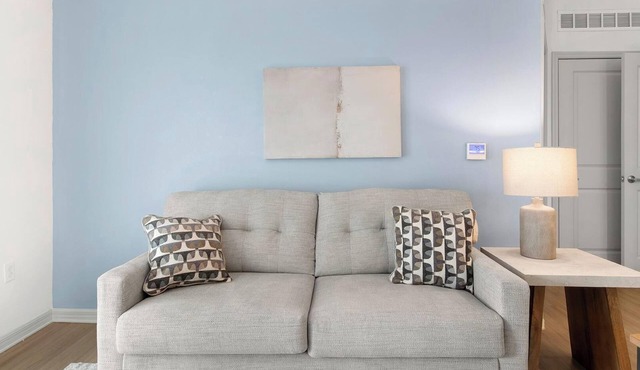 Landing | Stylish 2BD, Game Room