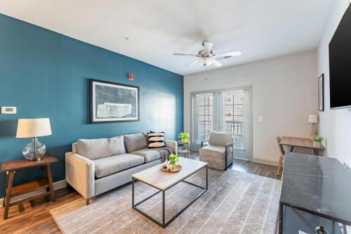 Landing Stylish 2BD Pool Gym