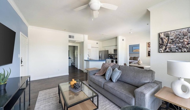 Landing | Stylish 2BD, Gym