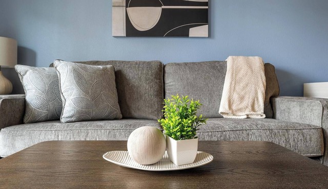 Landing | Stylish 1BD, Clubhouse