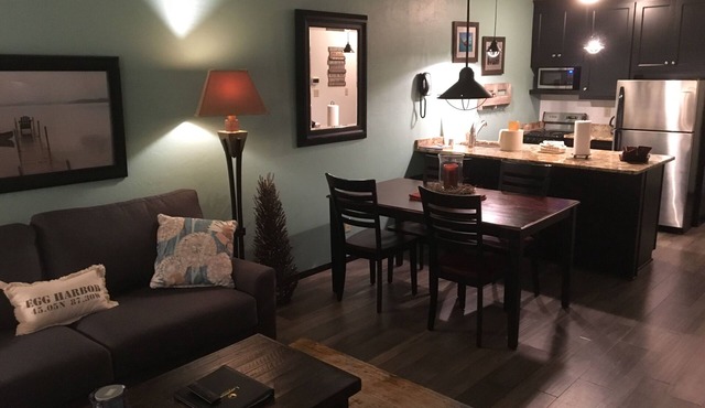 Landmark 2-BR King Beds, 2-Bath, WINTER special-2 nights get the 3rd night free