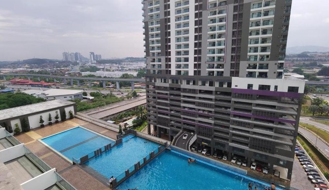 Landmark Residence 2 Service Apartment 5min to MRT 20min to KL