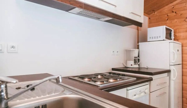 Lands of France - Hamlets of the Lakes - 3 Room Chalet 6 People