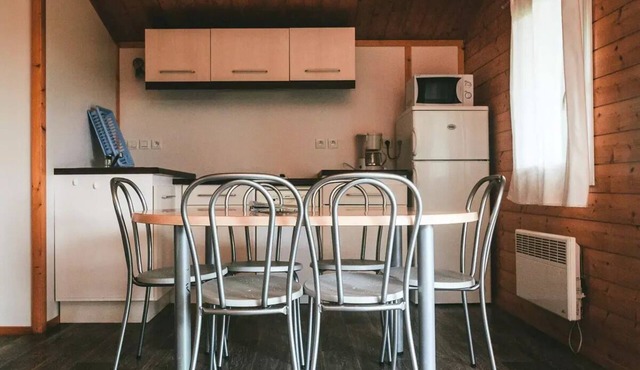 Lands of France - Hamlets of the Lakes - Chalet 2 People