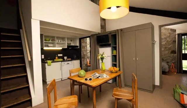 Lands of France - Domaine des Vans - 2 Room Cottage 2 People