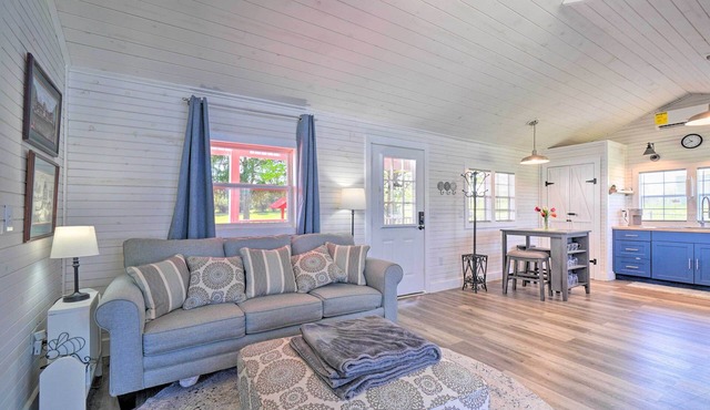 Landscape Views: Sweetwater Country Cottage!
