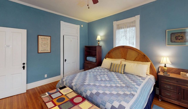 Lane Room in Historic Primrose Bed & Breakfast in downtown Nelsonville!