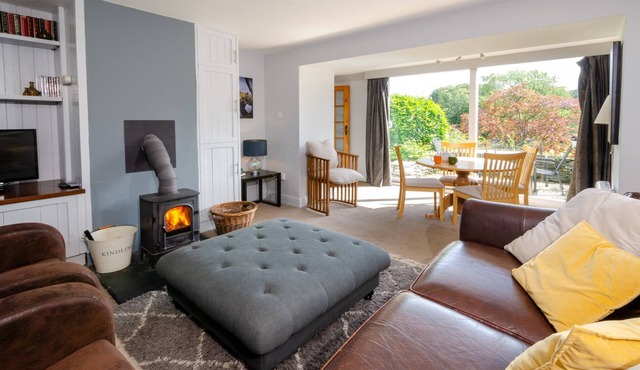 Langdale Retreat - Two Bedroom Apartment, Sleeps 4