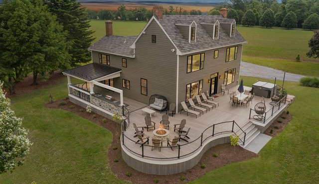 Langford Creek Estate | Waterfront w/HOT TUB + Deck!