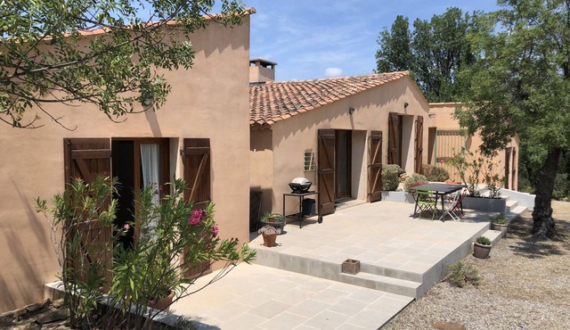 Languedoc Villa with Pool, Vineyards, Olive Groves and views