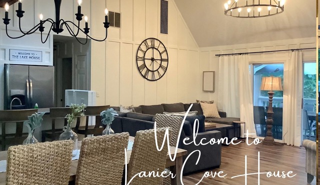 Lanier Cove House - Waterfront Lakehouse with Dock on private cove!