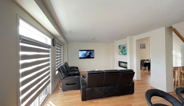 Lankz Kedron Retreat - Spacious 5 Bedroom and 3.5 Bathroom