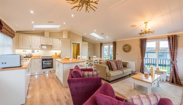 Lannaberry Lodge- Glastannen Lodge 2