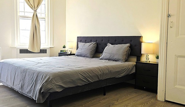 Lansdowne Sweet 2nd floor APT, only 20 mins to PHL