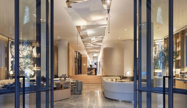 Lanson Place Parliament Gardens