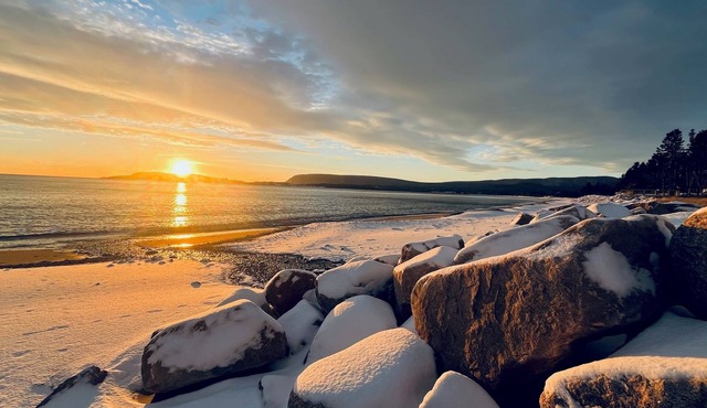 Lantern Hill & Hollow