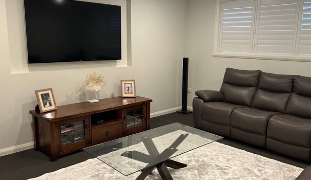 Lap of Luxury- Bathurst HousenVery generous floor plan with dual living areas