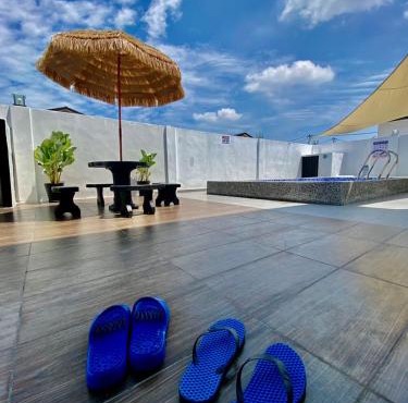 Lapang Tuju Private Pool Homestay