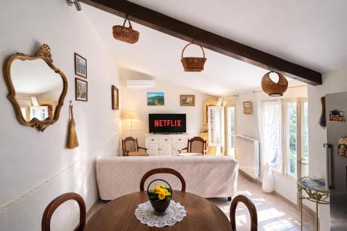 LaPetite Maison Abigail, Peaceful home in Avignon