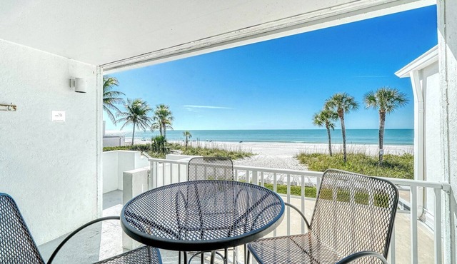 LaPlaya 204D-Beach-lovers paradise! 200 feet of private beach along the turquoise Gulf of Mexico.