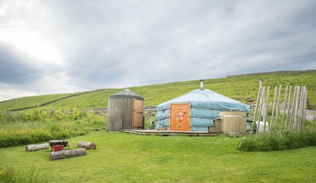 Lapwing Yurt, Askrigg