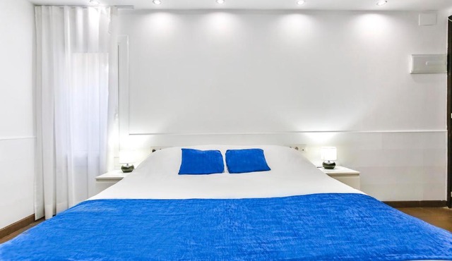 Laramond Barcelona Rooms