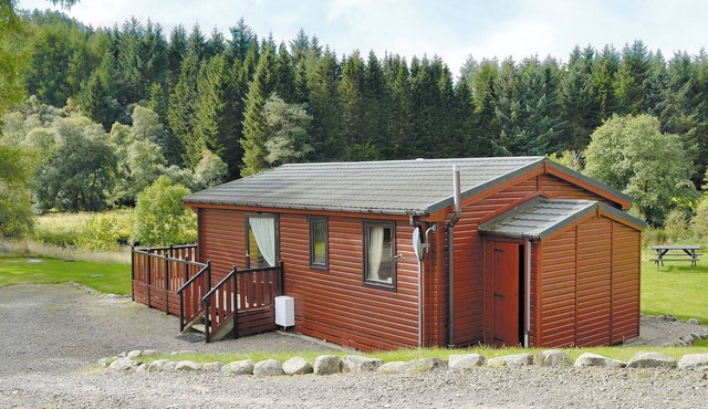 Larch Cottage - S4428