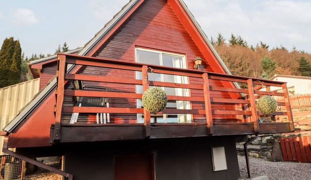 Larchfield Chalet 2