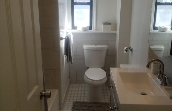 Large 1+ Bedroom Nr St. Johns Univ