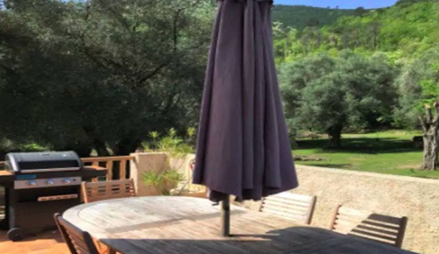 Large 15-bed villa in Corte